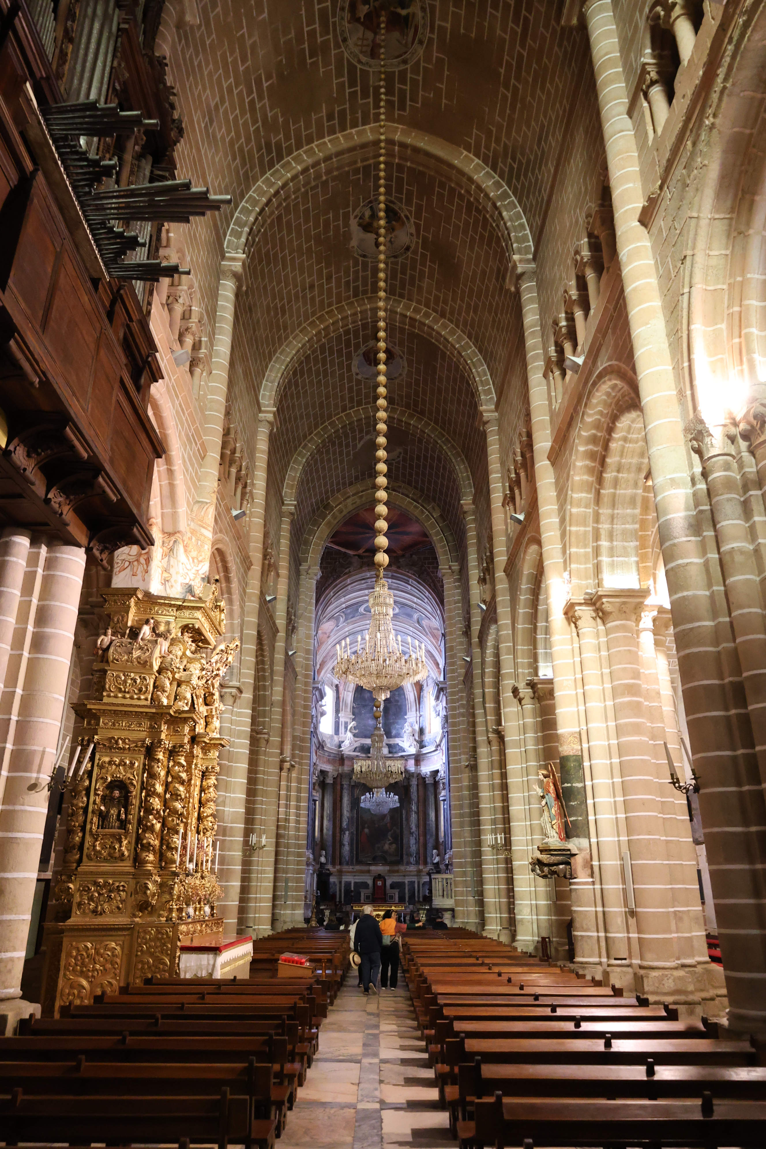 Evora